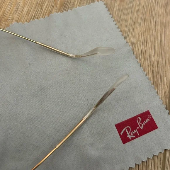 Ray-Ban Aviator Classic Sunglasses - Picture 6 of 6